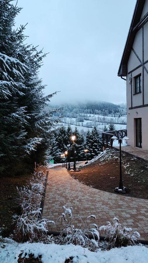 Bed & Breakfast Pod Janowcem Sport - Rest & *